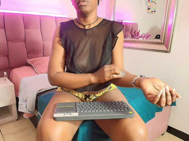 kassandraBrown live cam
