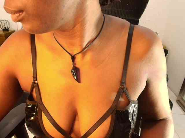 kassandraBrown