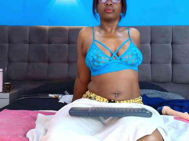 kassandraBrown webcam