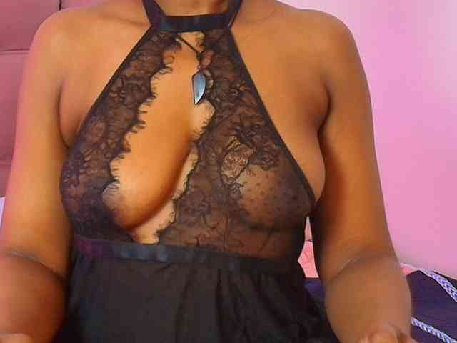kassandraBrown webcam