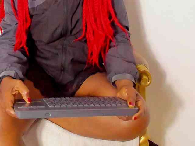 kassandraBrown webcam
