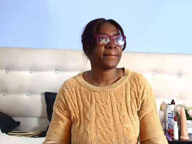 kassandraBrown
