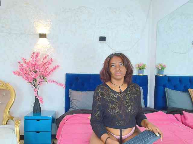 kassandraBrown webcam