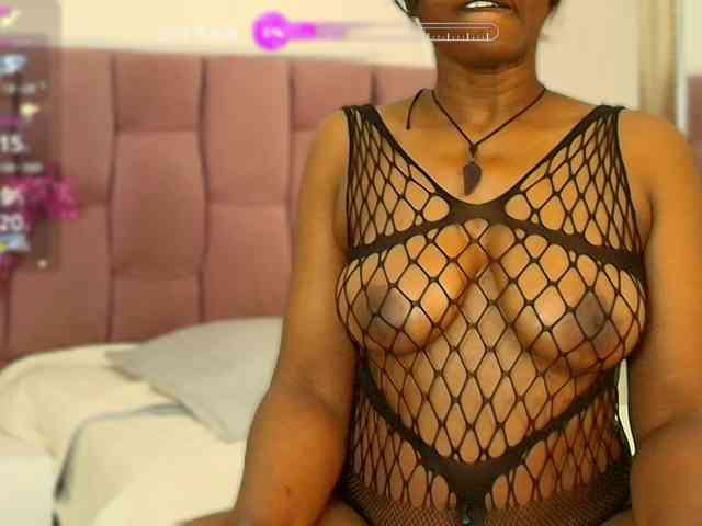 kassandraBrown Live Webcam on BongaCams