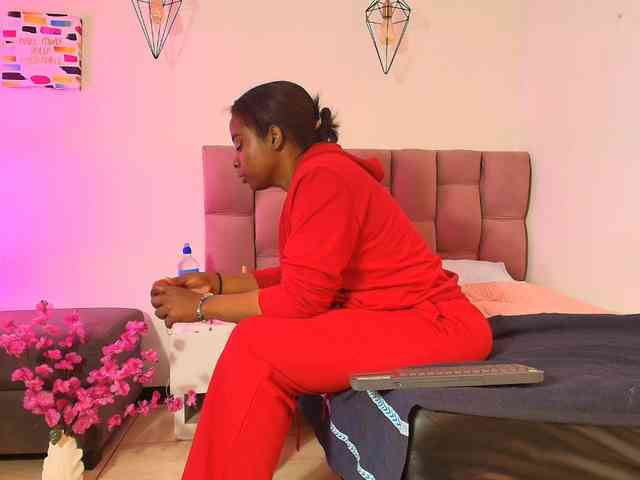 kassandraBrown webcam