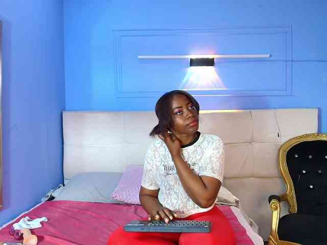 kassandraBrown webcam