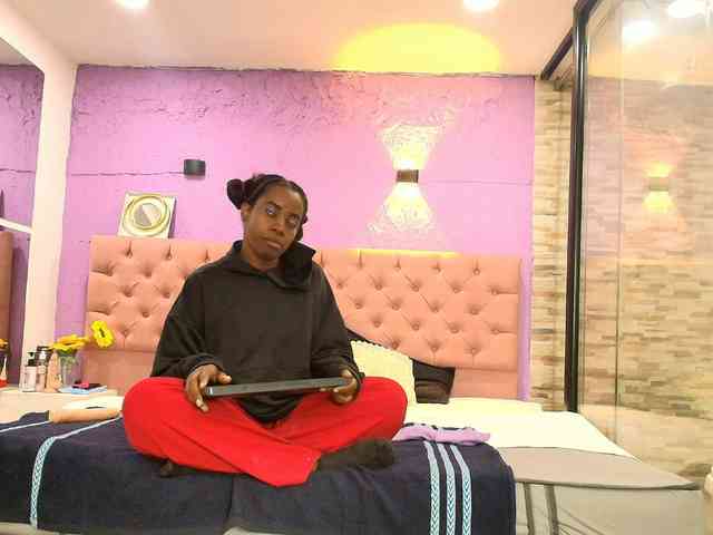kassandraBrown webcam