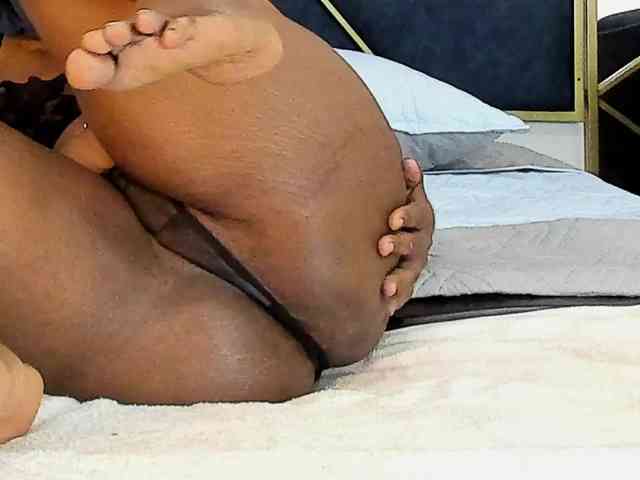 kassandraBrown webcam