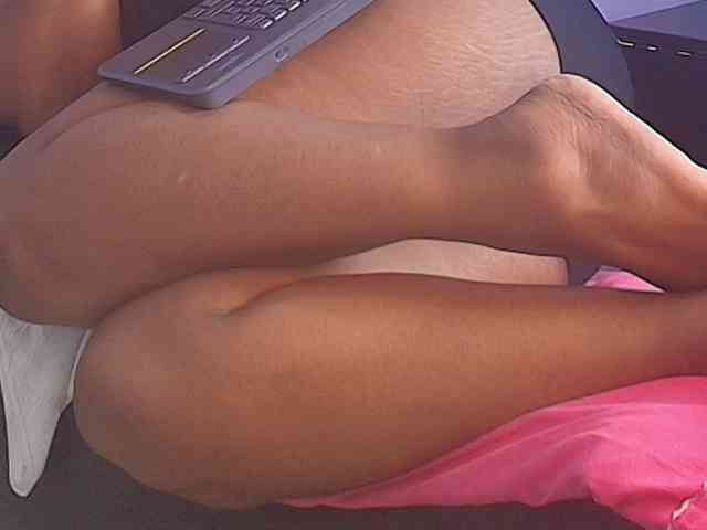 kassandraBrown webcam