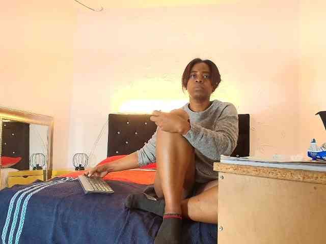 kassandraBrown webcam