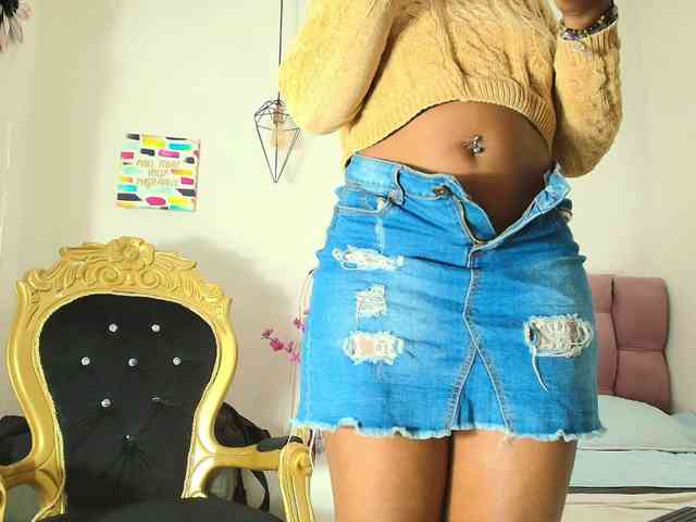 kassandraBrown webcam