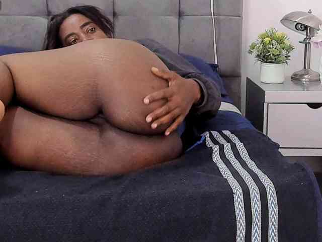 kassandraBrown webcam