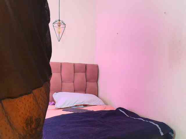 kassandraBrown webcam
