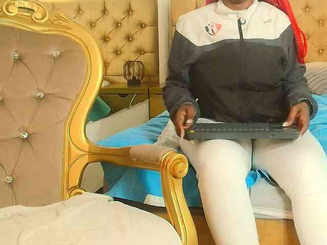 kassandraBrown webcam