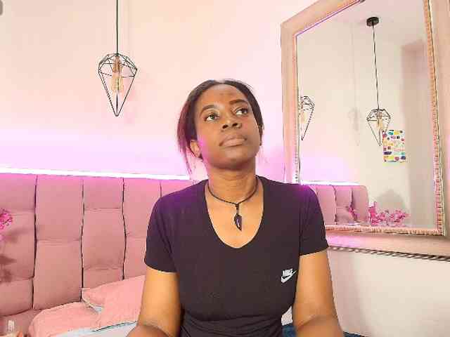 kassandraBrown webcam