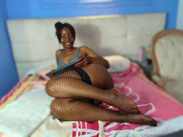kassandraBrown webcam