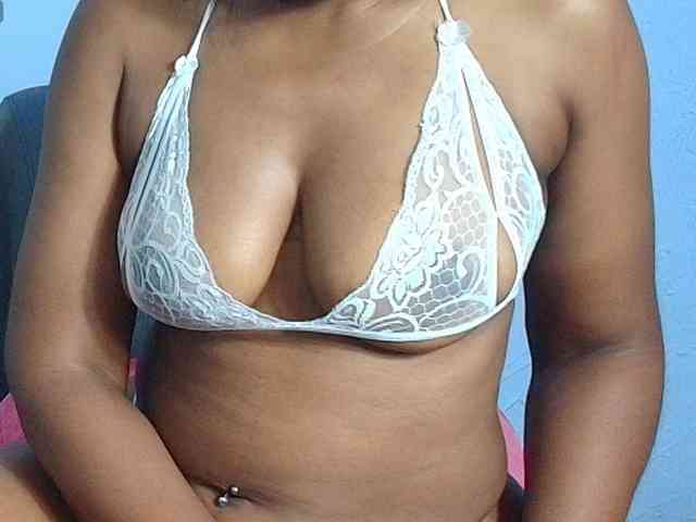 kassandraBrown webcam