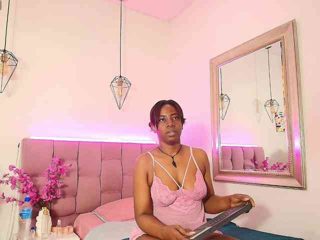kassandraBrown webcam