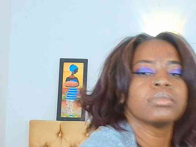 kassandraBrown webcam