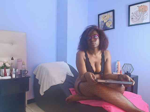 Modelo: kassandraBrown