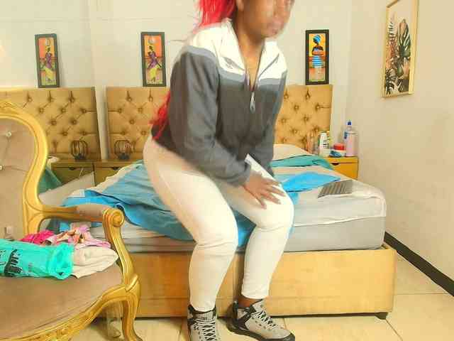 kassandraBrown webcam