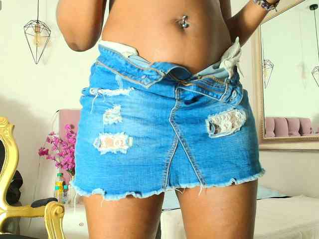 kassandraBrown webcam
