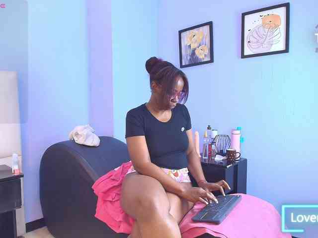 kassandraBrown webcam