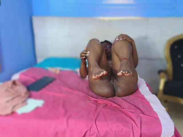 kassandraBrown webcam