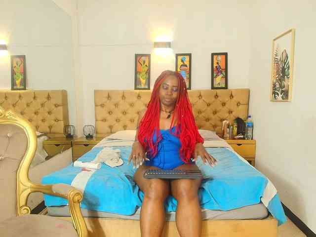 kassandraBrown webcam