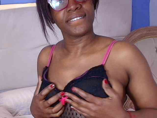 kassandraBrown webcam