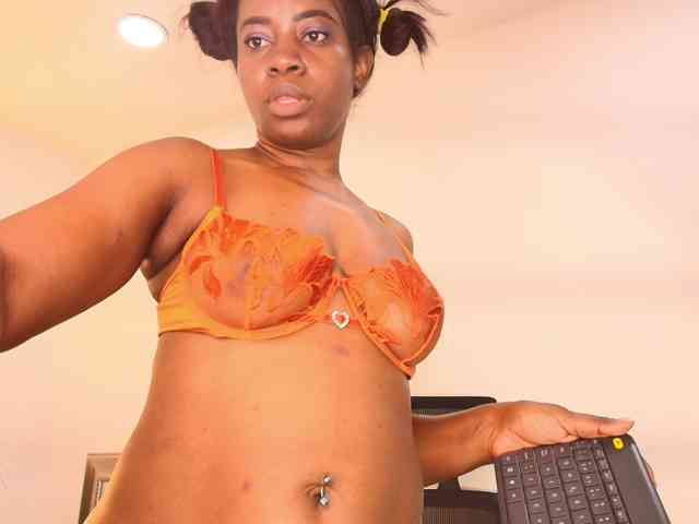 Modelo: kassandraBrown