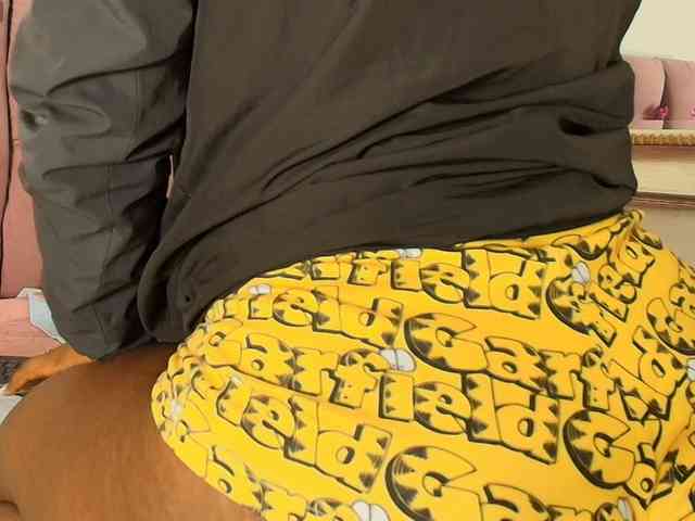 kassandraBrown webcam