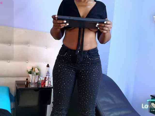 kassandraBrown webcam