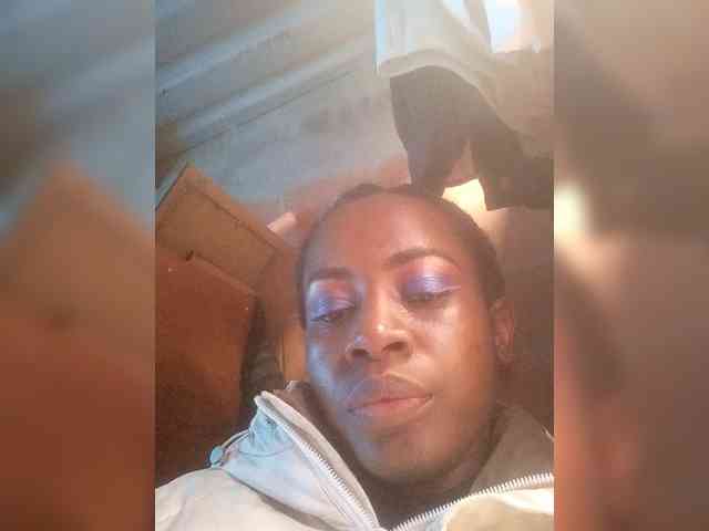 kassandraBrown webcam