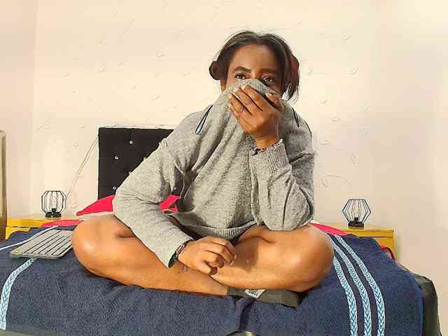 kassandraBrown webcam