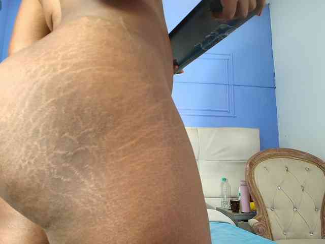 kassandraBrown webcam