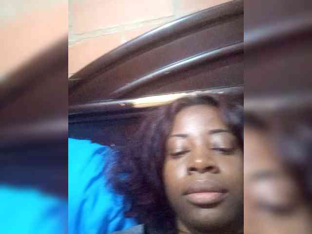 kassandraBrown webcam