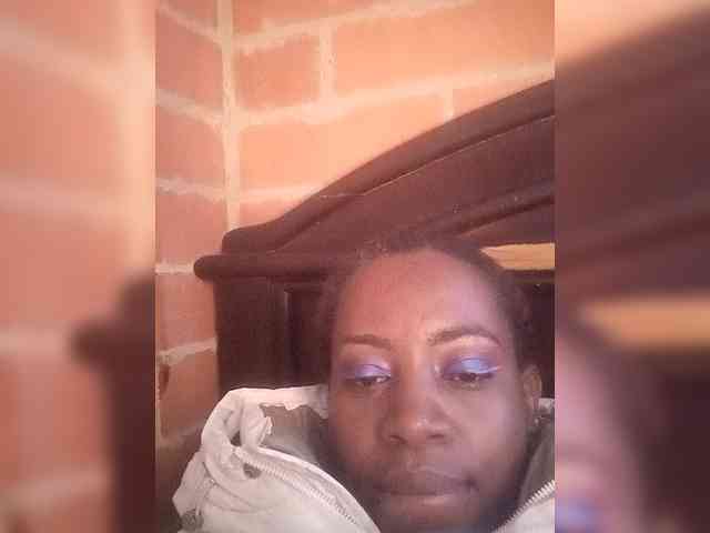 kassandraBrown webcam