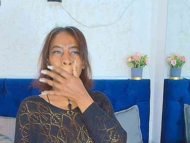 kassandraBrown webcam