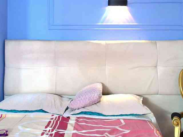 kassandraBrown webcam