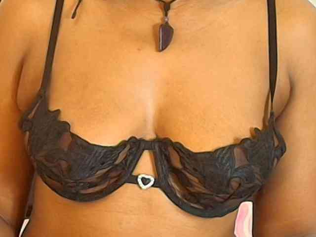 kassandraBrown webcam