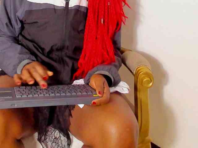 kassandraBrown webcam