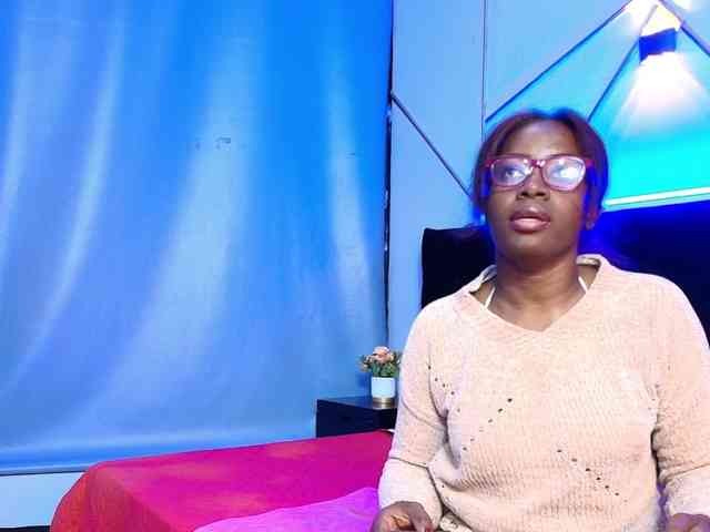 kassandraBrown webcam