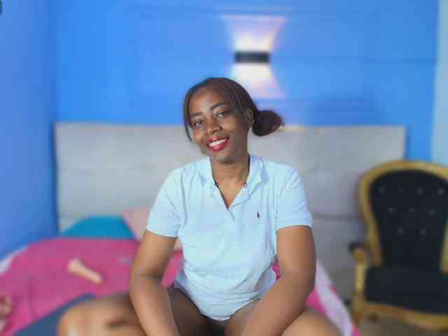 kassandraBrown webcam