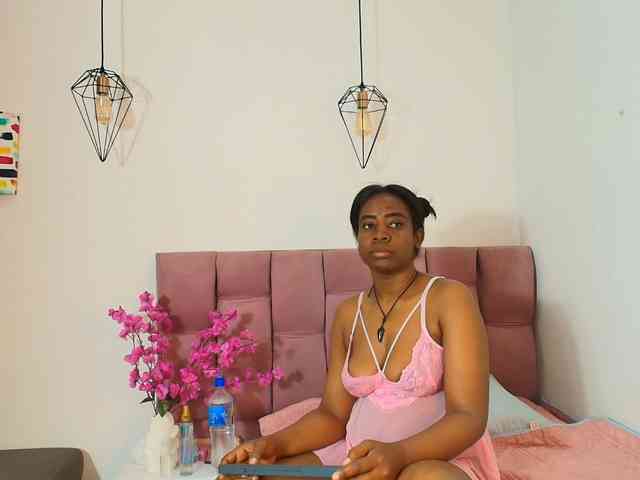 kassandraBrown webcam