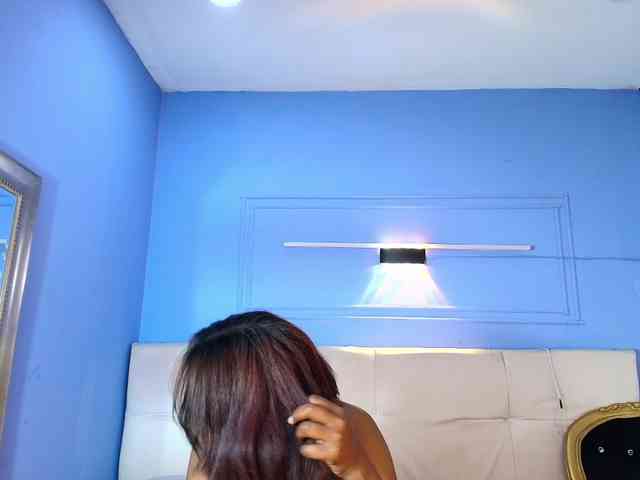kassandraBrown webcam