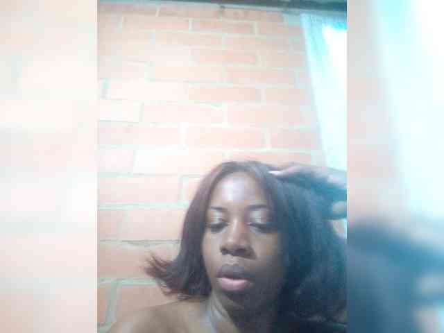 kassandraBrown webcam