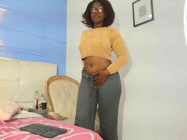 kassandraBrown webcam