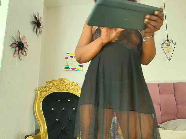 kassandraBrown webcam
