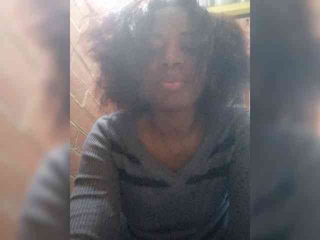 kassandraBrown webcam